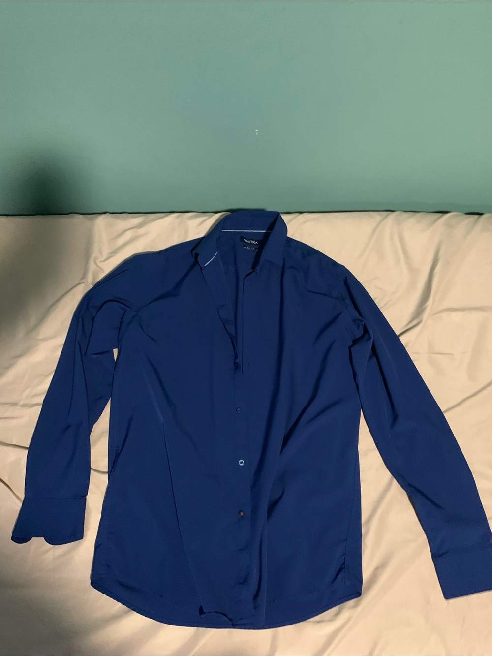 Nautica Men’s Blue Long Sleeve Button Down Dress Shirt Slim Fit Size Medium
